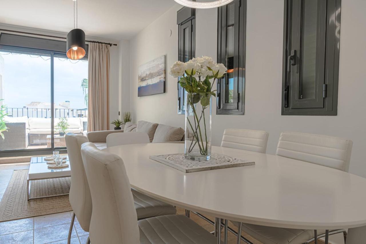 Beautiful Two Bedroom Apartment In Alamar La Cala De Mijas Kültér fotó