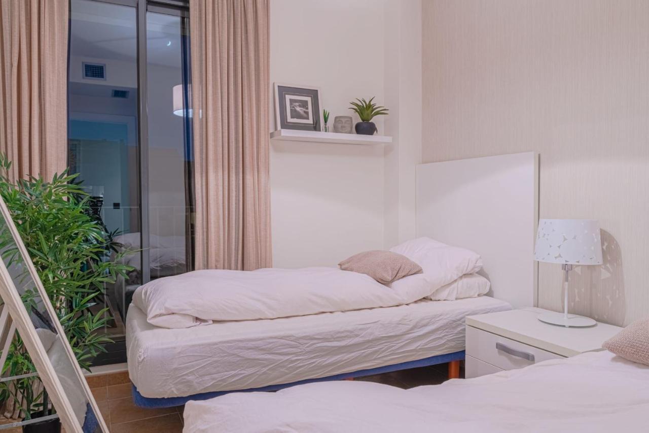 Beautiful Two Bedroom Apartment In Alamar La Cala De Mijas Kültér fotó